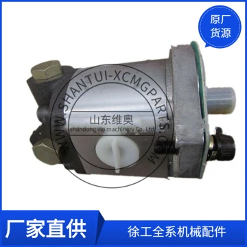 Super Family порно онлайн көру Бір қыз қоюландырылған сүті бар банан сорып жатыр